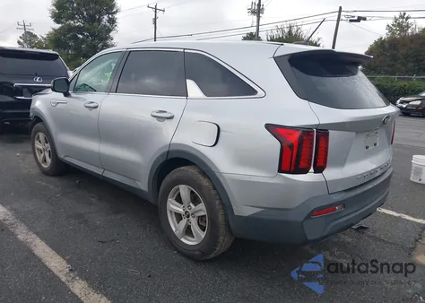 2021 Kia Sorento Lx z USA, uszkodzony, nr VIN 5XYRG4LC0MG027618